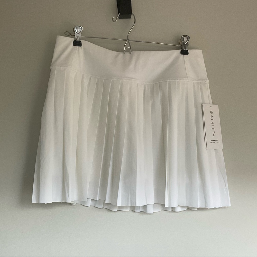 Athleta Womens Tennis Skort White Pleated SZ Medium New with Tags